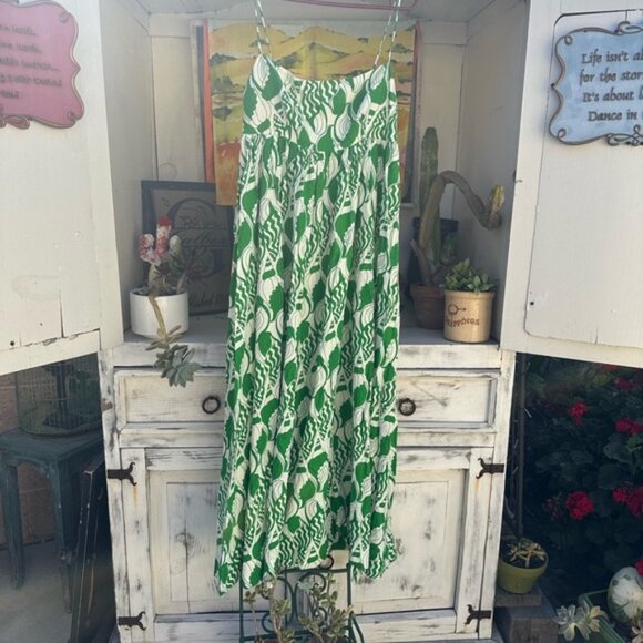 FARM Rio Green and White Pleated Maxi Dress - Picture 1 of 10